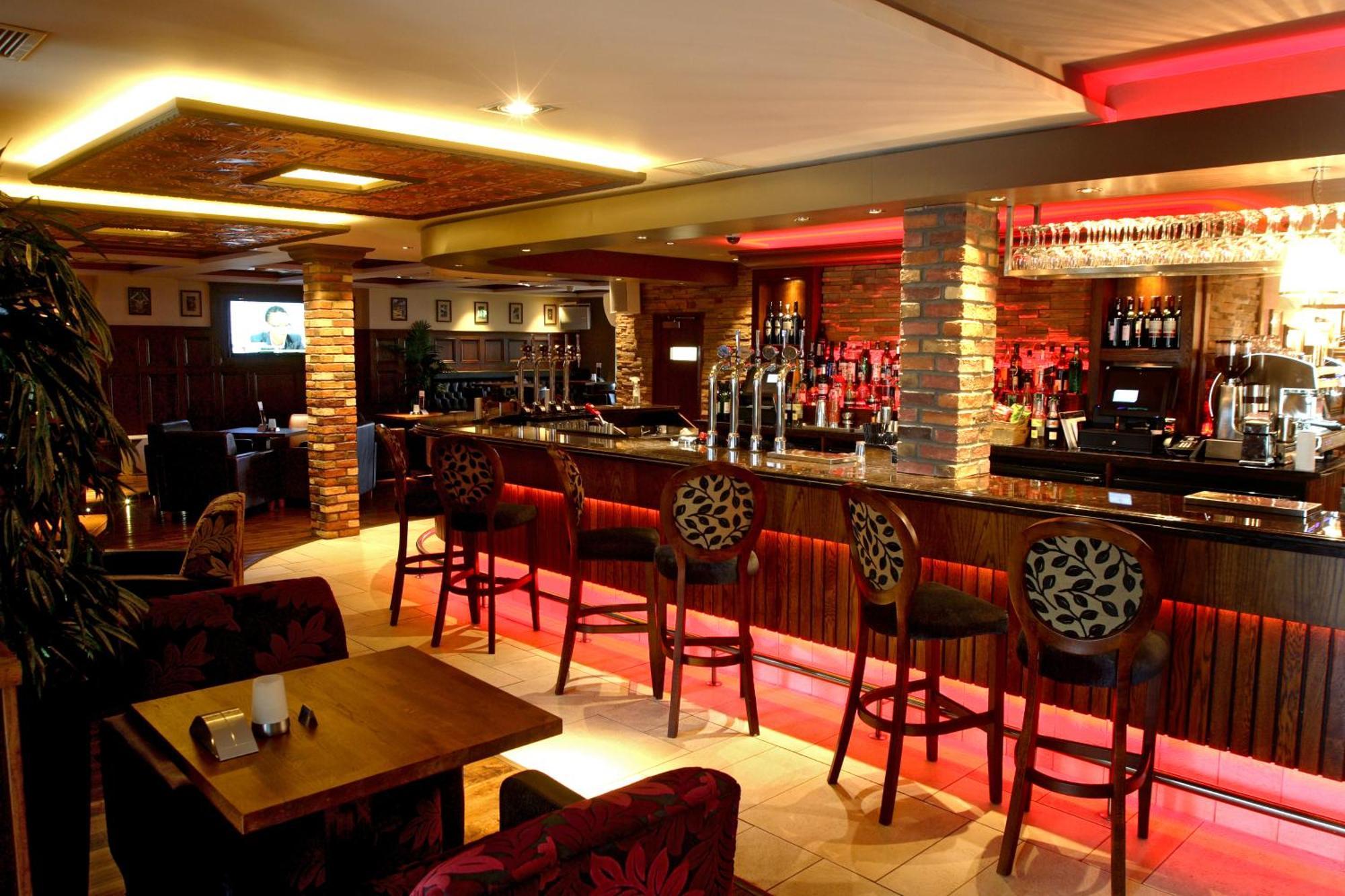 The Torrance Hotel East Kilbride Exterior photo