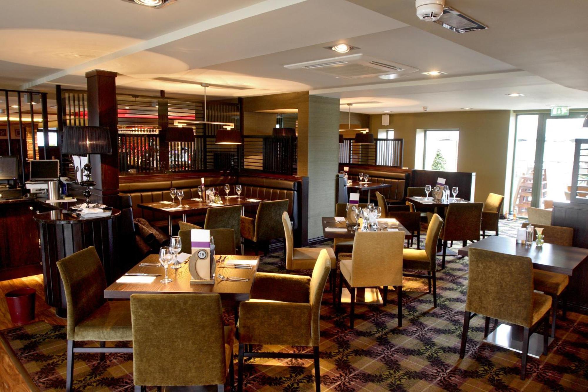 The Torrance Hotel East Kilbride Exterior photo